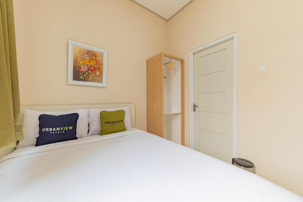 Urbanview Syariah Utami Inn Garut by RedDoorz - Doppelzimmer