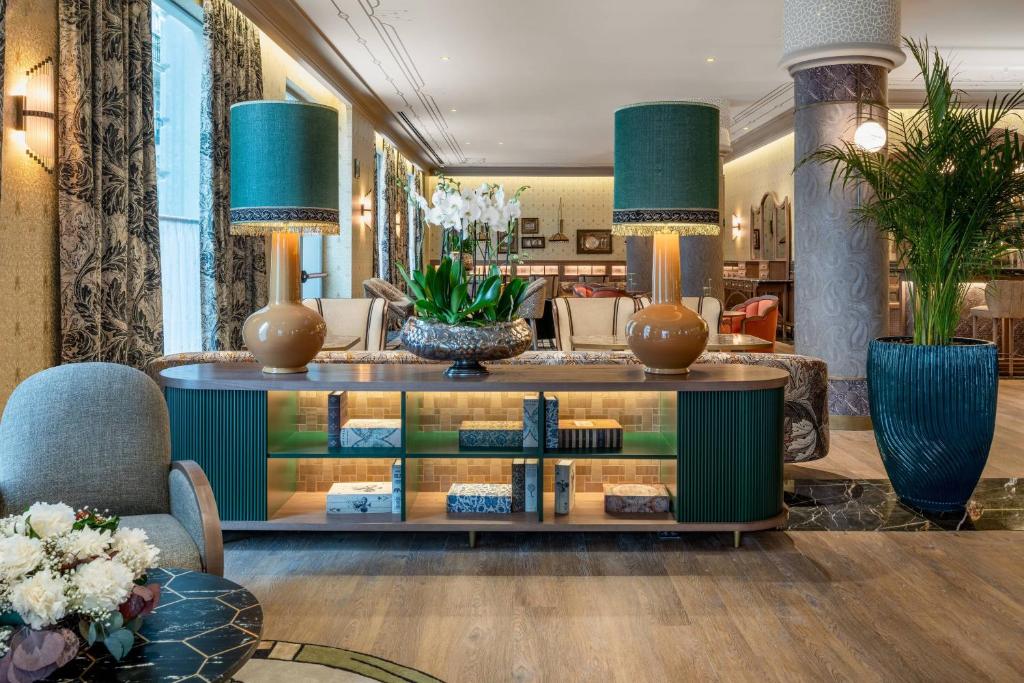 Palacio Santa Clara, Autograph Collection - Resim 4