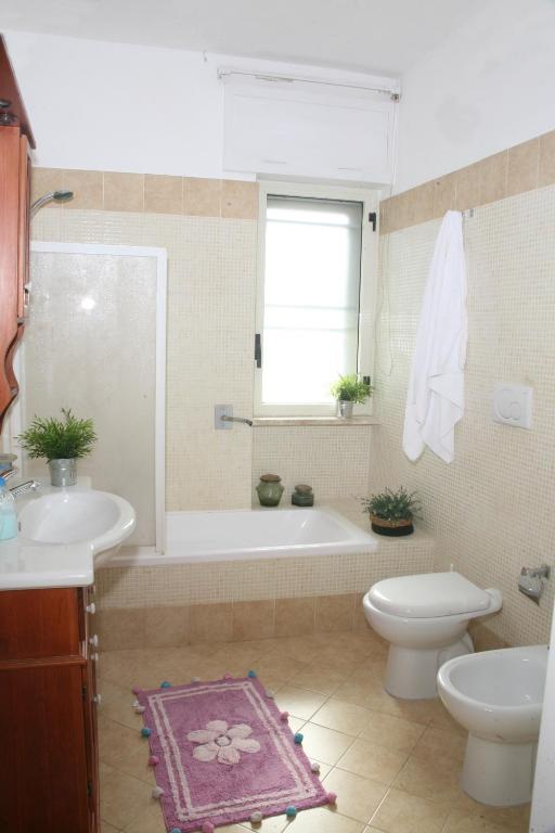 Koupelna v ubytování B&B Gelsimori