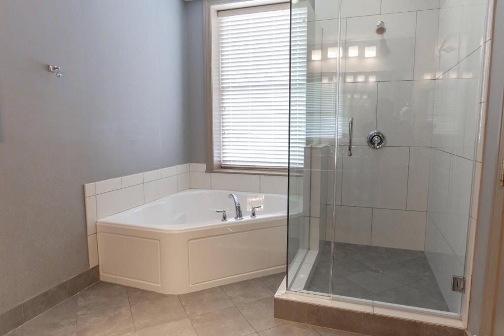 Hotel Blackhawk, Autograph Collection - Chambre Lit King-Size Premium Avec Baignoire Spa