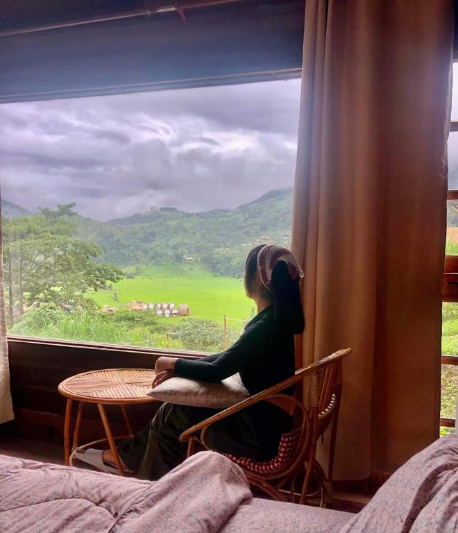 สะปันซีวิว ที่พักบ้านสะปัน บ่อเกลือ น่าน - King Room Con Balcone