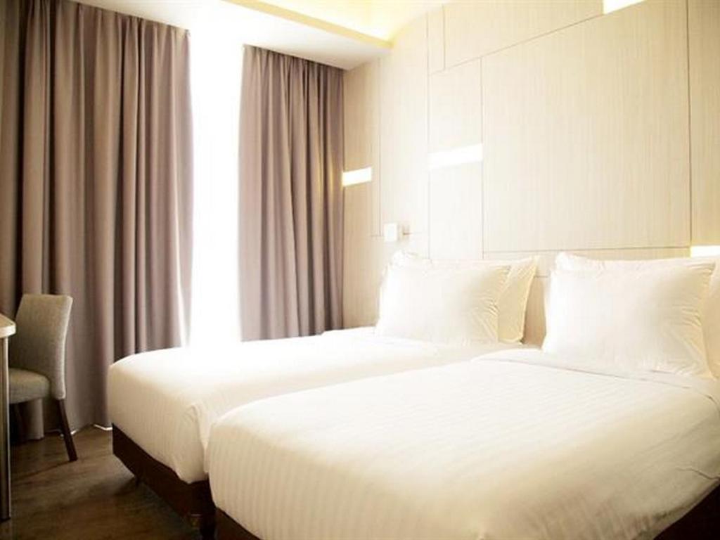 Swiss-Belinn Cikarang - Deluxe Twin Room
