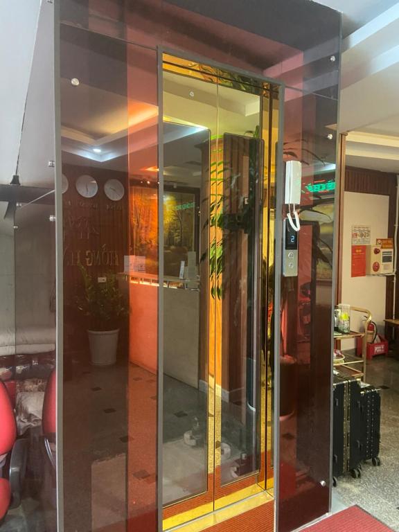 Vstupní hala nebo recepce v ubytování Hong Ha Airport Hotel
