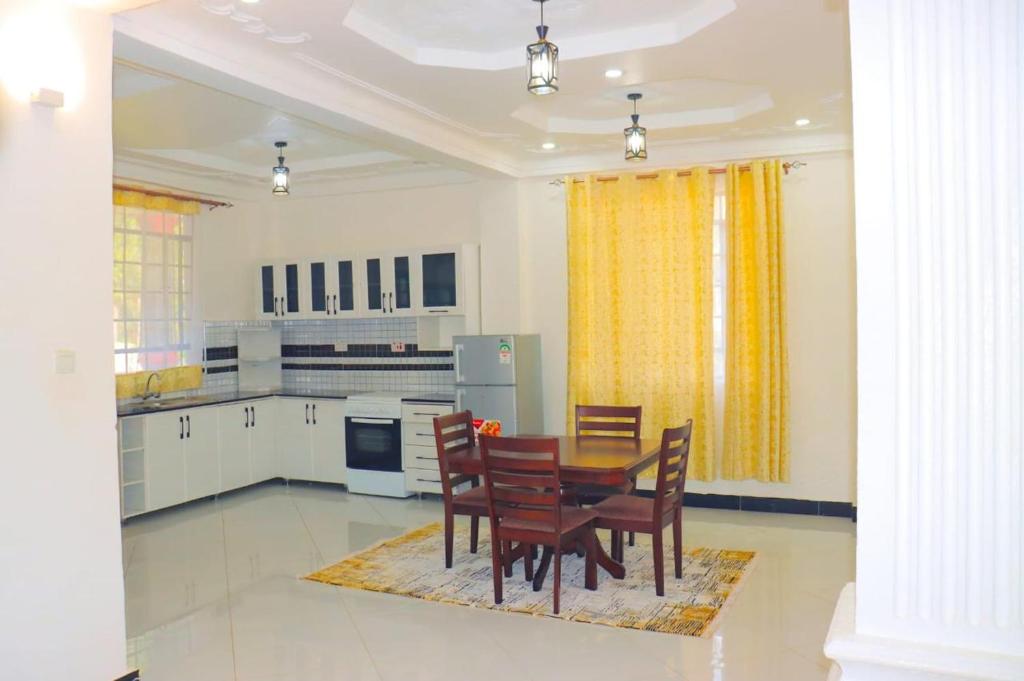 Kuchyň nebo kuchyňský kout v ubytování Kisii Hillside Mansion Nyanchwa