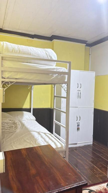 Voodi või voodid majutusasutuse Mellow Fellow Hostel Darjeeling toas