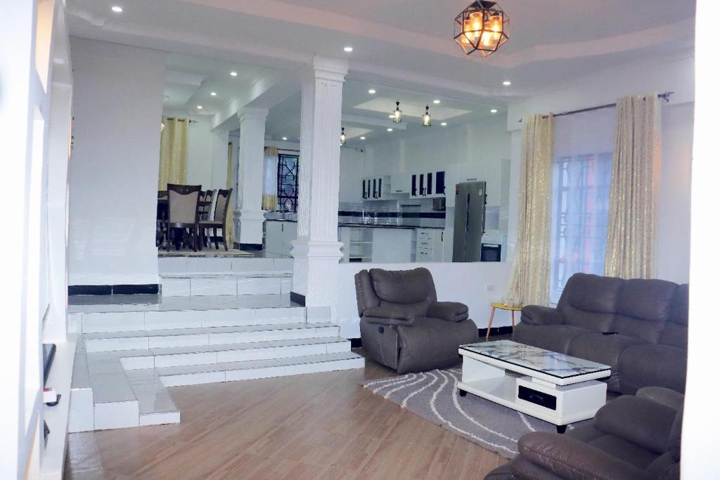 Posezení v ubytování Kisii Hillside Mansion Nyanchwa
