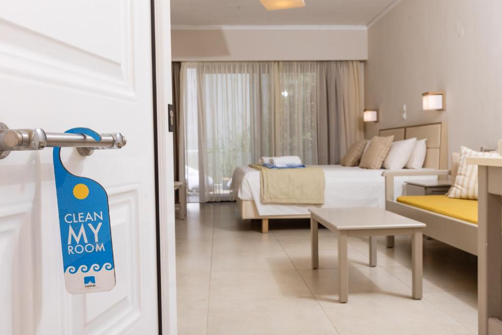 Fotografie z fotogalerie ubytování Trefon Hotel Apartments and Family Suites v destinaci Platanes