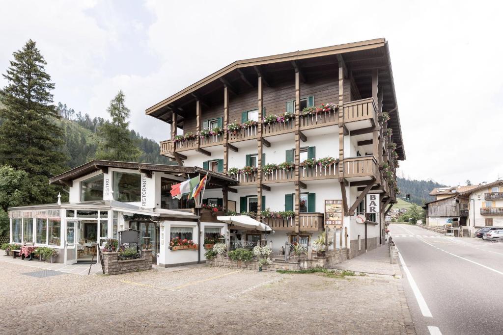 Budova, kde se hotel nachází