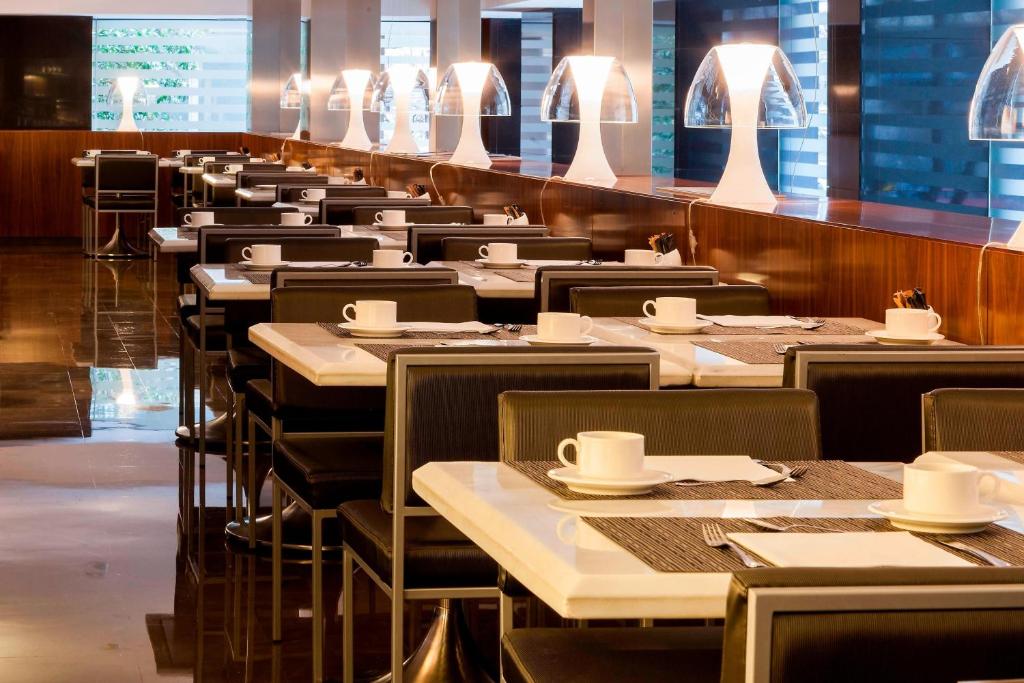 AC Hotel Irla by Marriott - Resim 20