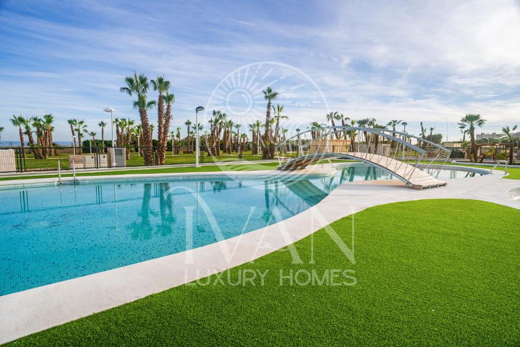 Bazén v ubytování Casa Barranquilla Ivan Luxury Homes 4ªPlta Sur 1ªLinea nebo v jeho okolí
