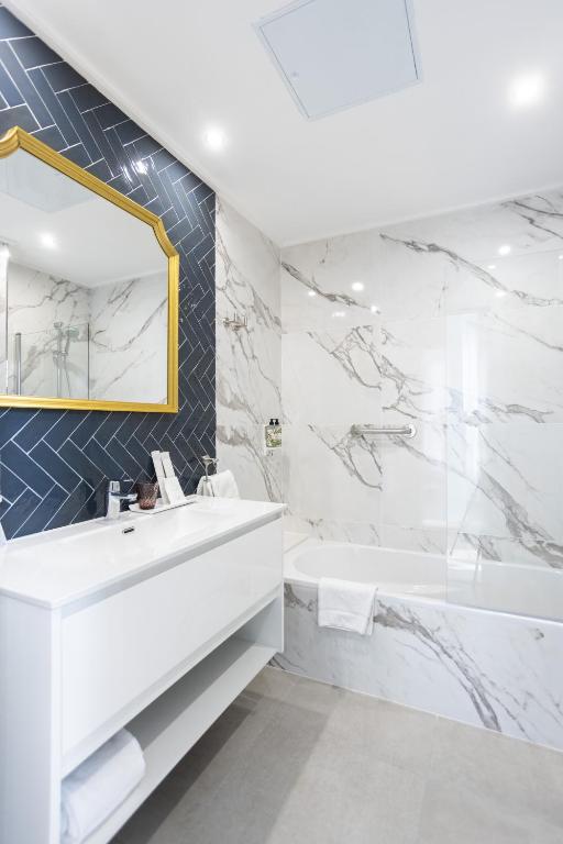 Venecia Plaza Centro - Resim 8