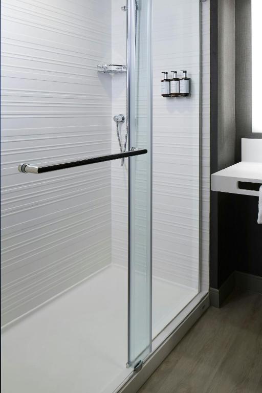 Koupelna v ubytování AC Hotel Miami Wynwood