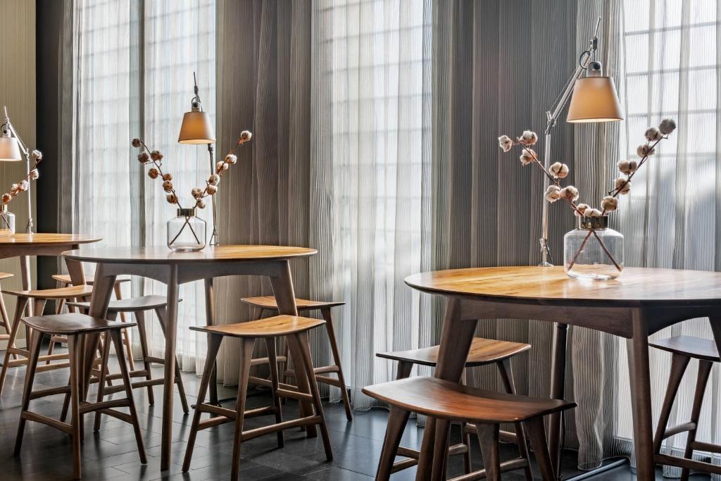 AC Hotel Sants by Marriott - Resim 38