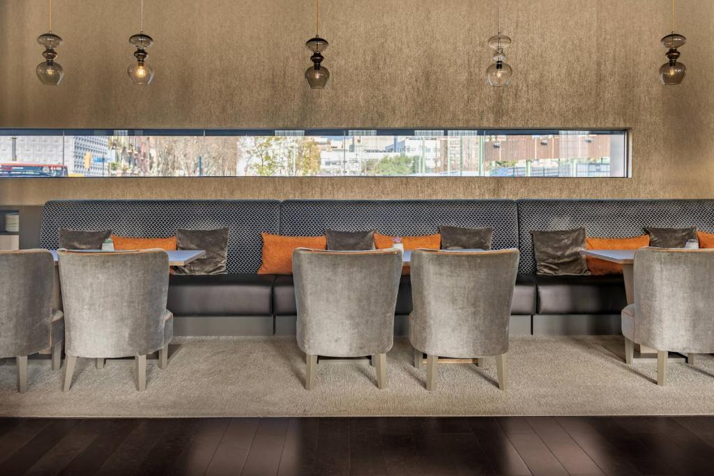 AC Hotel Sants by Marriott - Resim 37