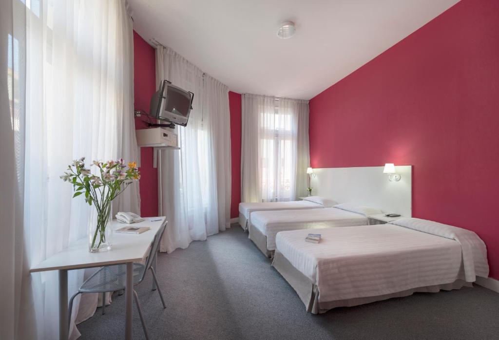 Crisol Mundial - Triple Room