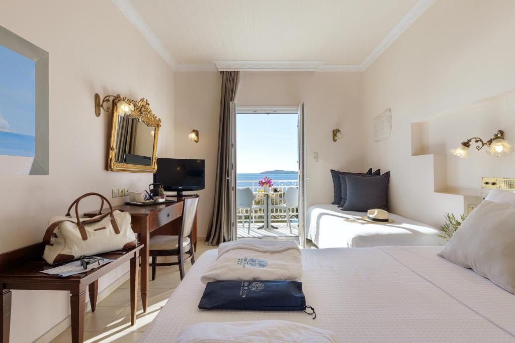 Aneroussa Beach Hotel - Triple Salle De Base