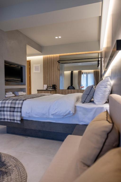 Polyzos Luxury Suites Meteora #1 - Adults Friendly - Resim 14