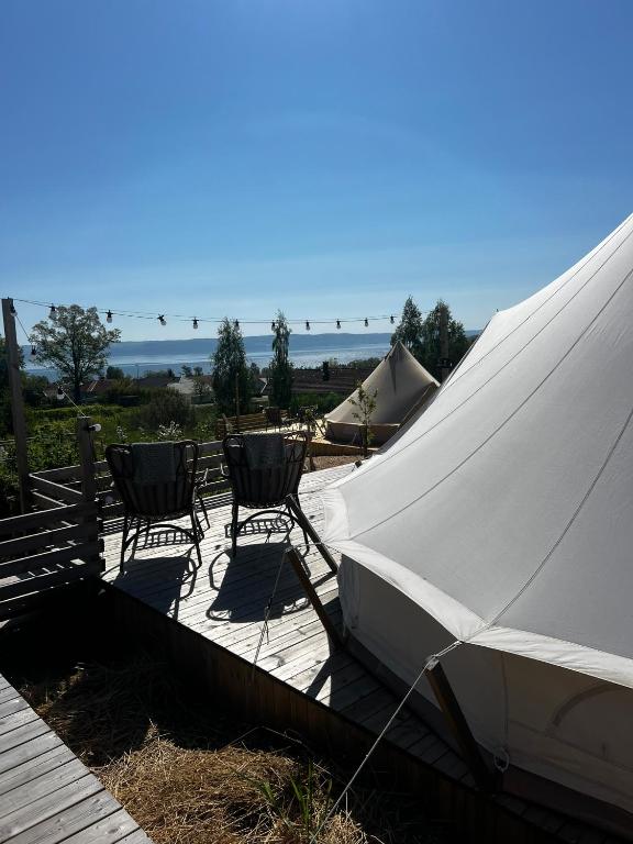 Příroda nedaleko luxury tent