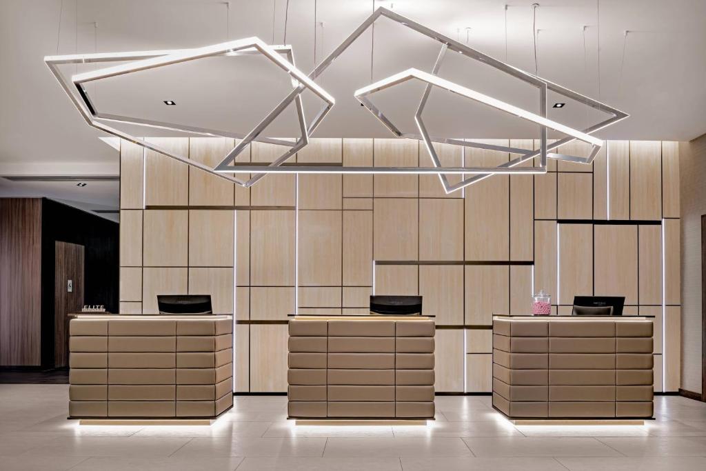 AC Hotel by Marriott Manchester City Centre - Resim 9