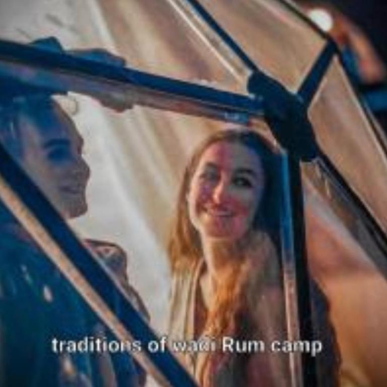 Ospiti di Traditions of Wadi Rum camp & jeep tour
