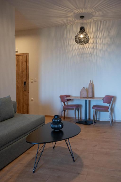 Istumisnurk majutusasutuses KOSMAPOLITAN hotel