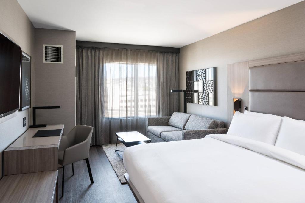 Postel nebo postele na pokoji v ubytování AC Hotel by Marriott Worcester