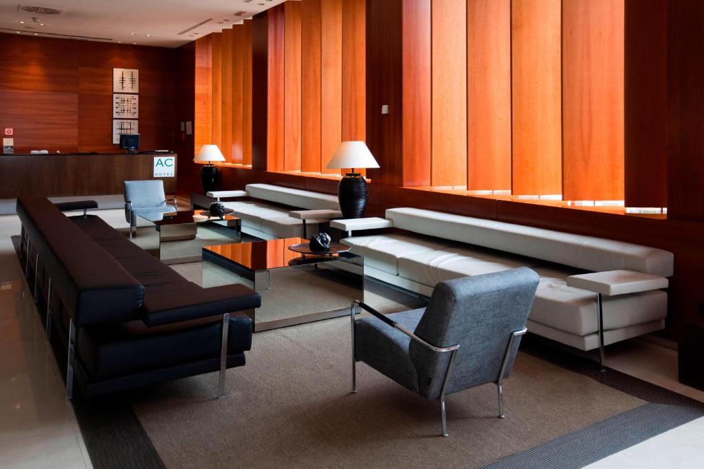 Posezení v ubytování AC Hotel Guadalajara by Marriott, Spain