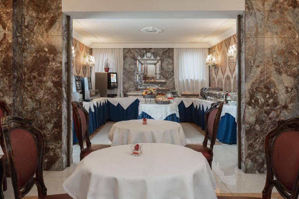 Posezení v ubytování Hotel Montecarlo