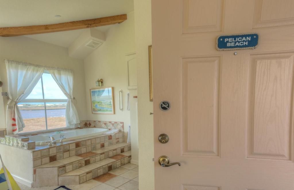 Captain's Inn at Moss Landing - Salle Double Supérieure Avec Vue Sur La Rivière