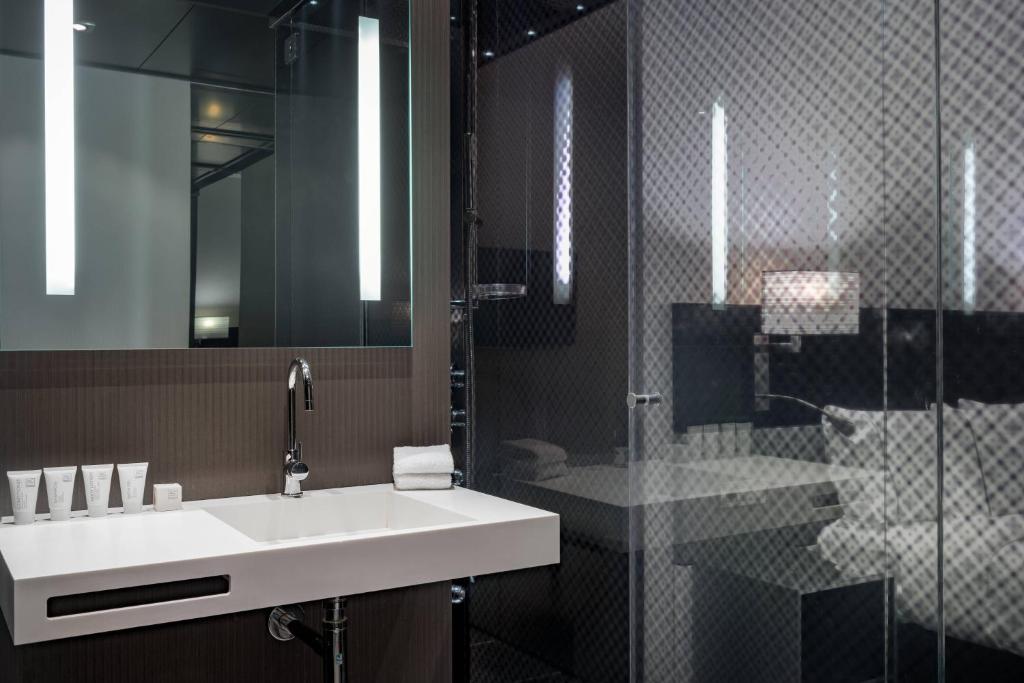 AC Hotel Atocha by Marriott - Resim 36