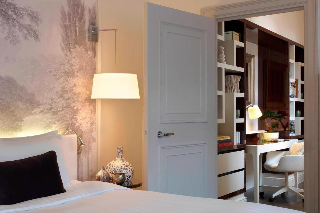 Renaissance Paris Nobel Tour Eiffel Hotel - Resim 23