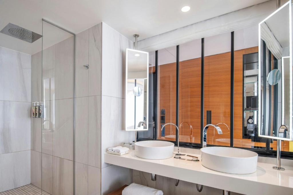 Renaissance Paris Republique Hotel & Spa - Resim 30