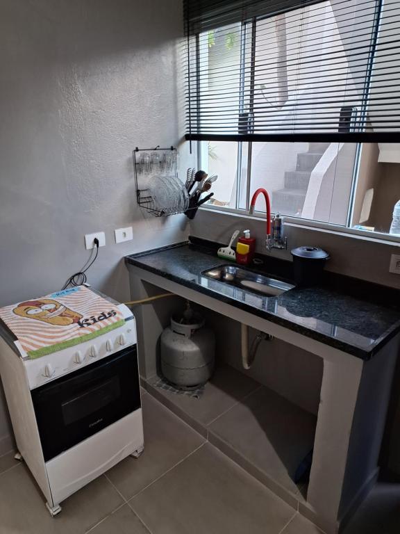 Chapéu de Sol - Área Gourmet, TV, Internet, Roupas de Cama e Banho, Jardim, Horta e Pomar - Studio
