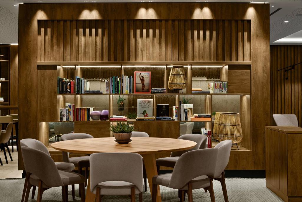 AC Hotel by Marriott Innsbruck - Resim 31