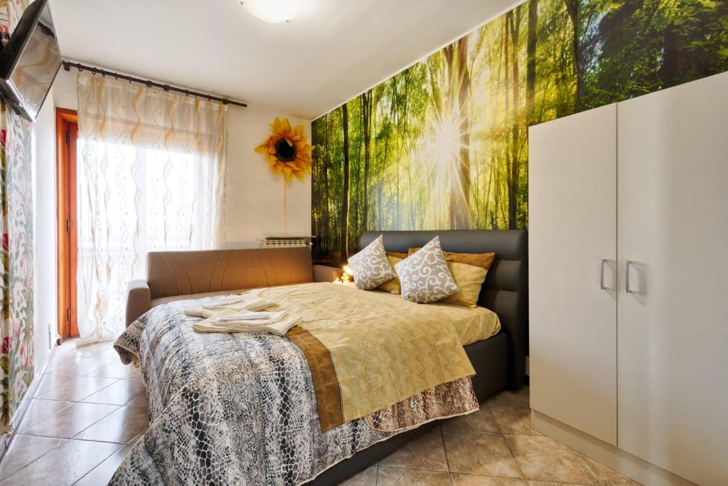 Łóżko lub łóżka w pokoju w obiekcie Venice Grand Canal Apartment
