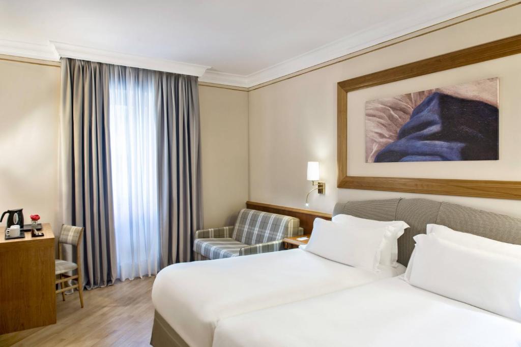 Renaissance Naples Hotel Mediterraneo - Resim 20