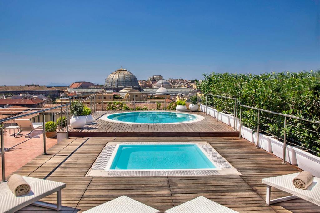 Renaissance Naples Hotel Mediterraneo - Resim 4