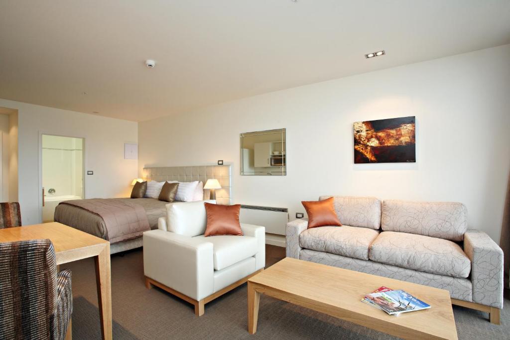 Posezení v ubytování Hotel St Clair