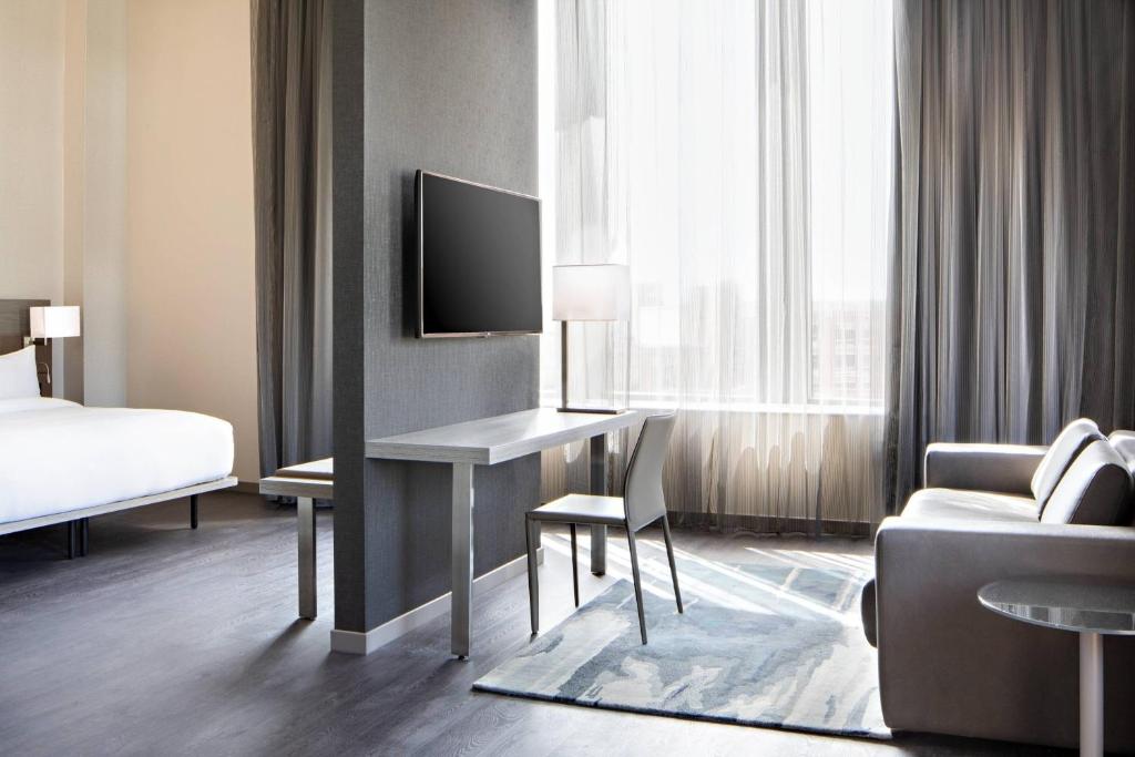 AC Hotel by Marriott Grand Rapids Downtown photo