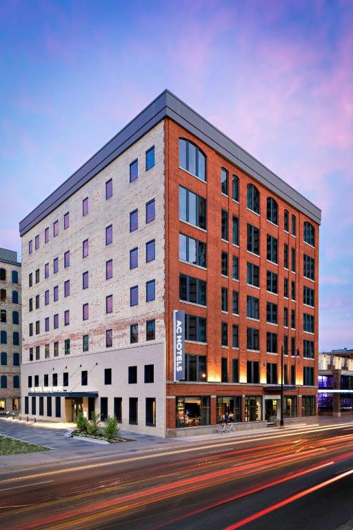 AC Hotel by Marriott Grand Rapids Downtown photo