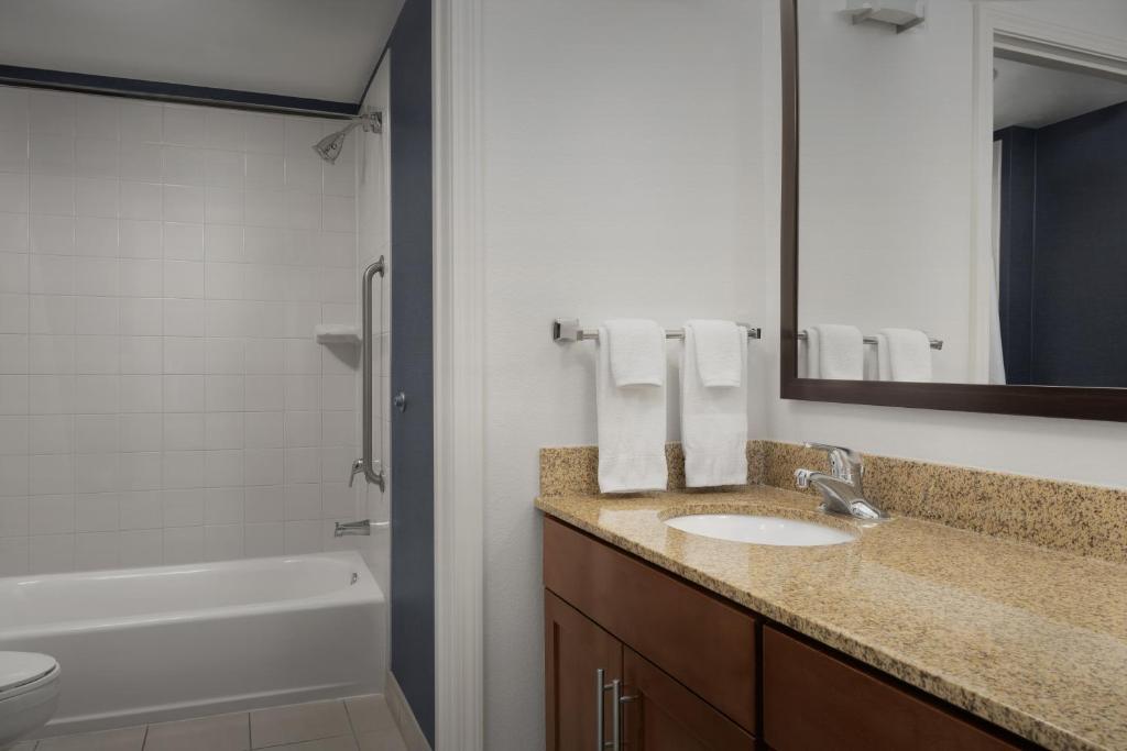 Residence Inn Phoenix North Happy Valley photo