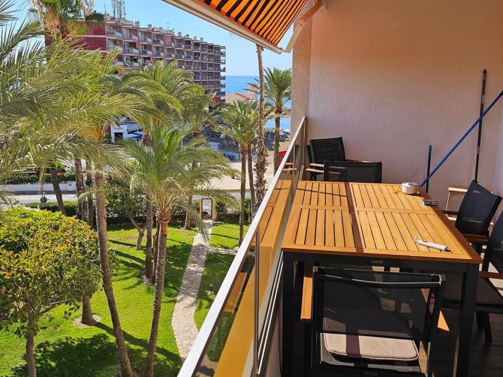 El Palmeral playa de los locos