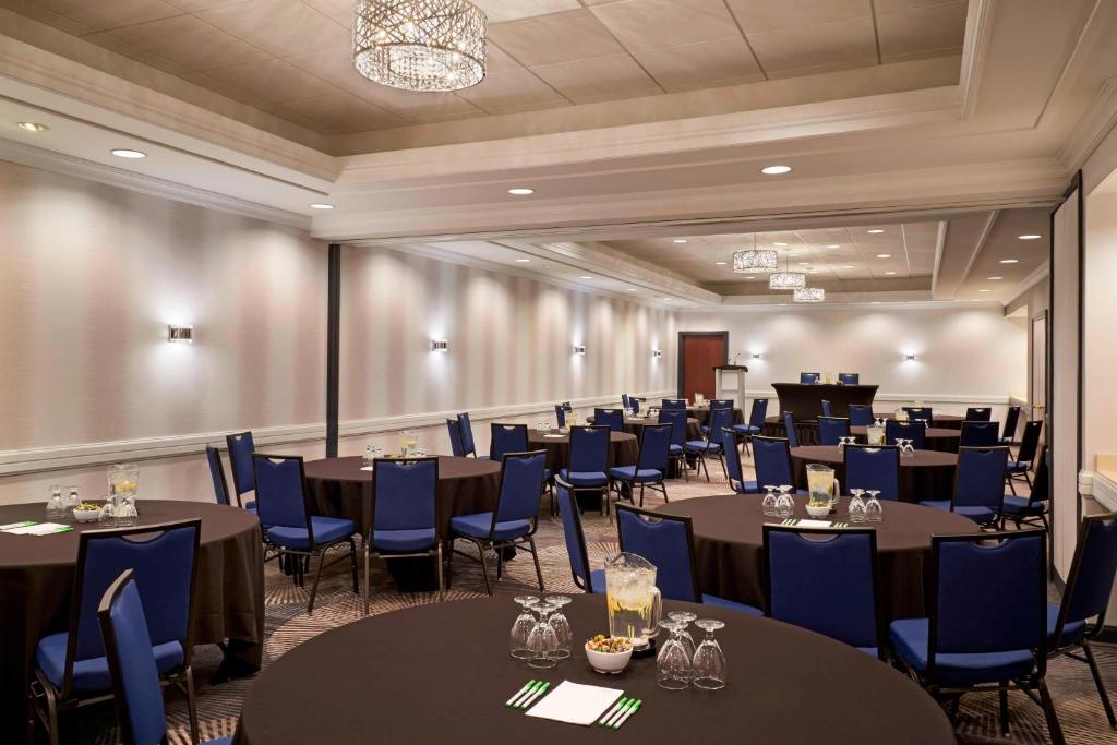 Courtyard by Marriott Toronto Downtown - Resim 25