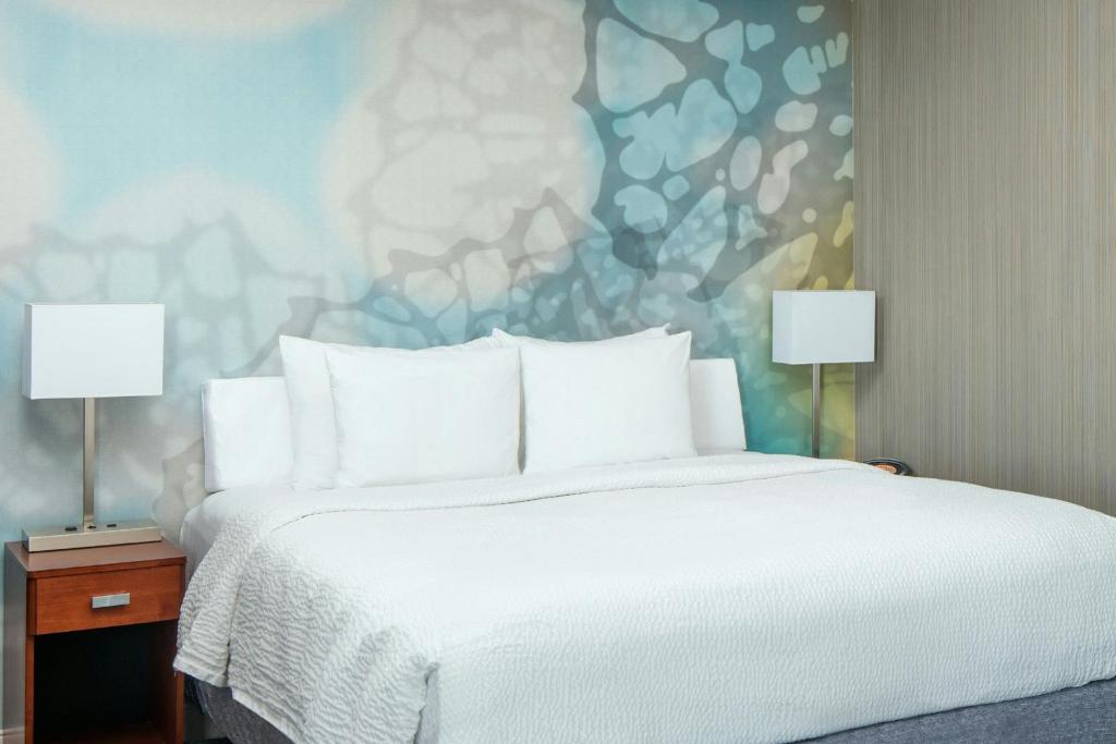 Courtyard Foothill Ranch Irvine East/Lake Forest - King Room With Sofa Bed And Balcony