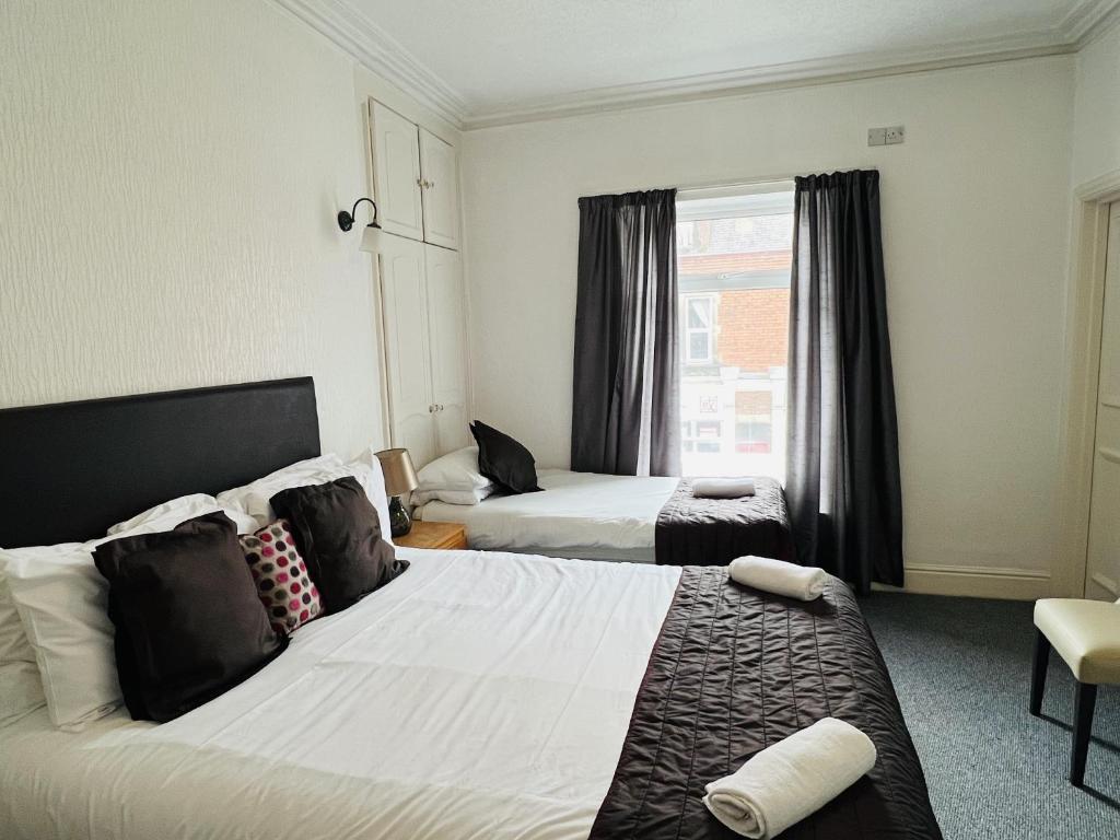 The Roadhouse Hotel - 