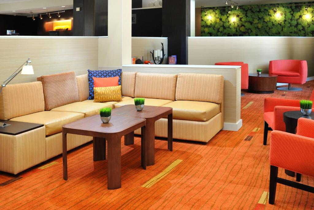 Courtyard by Marriott Oklahoma City Airport photo