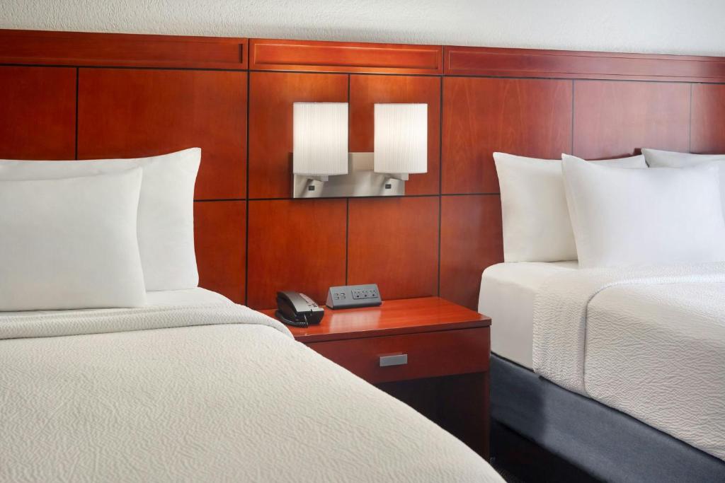 Courtyard by Marriott Fort Lauderdale City of Plantation - Habitación Para Huéspedes Con Dos Camas Queen