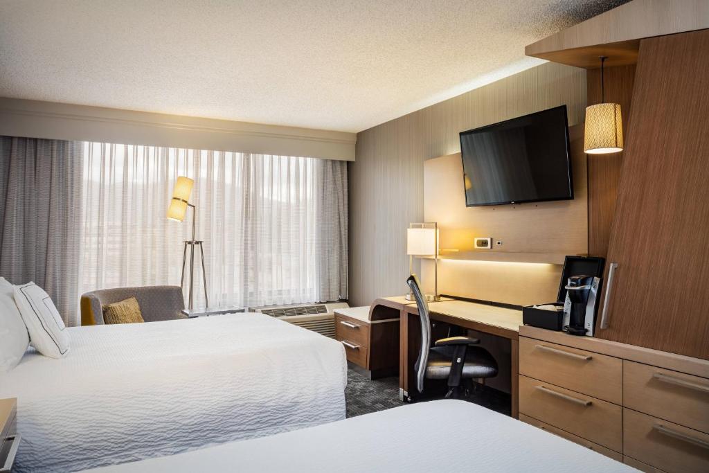 Courtyard by Marriott Riverside UCR/Moreno Valley Area - ダブルルーム ダブルベッド2台