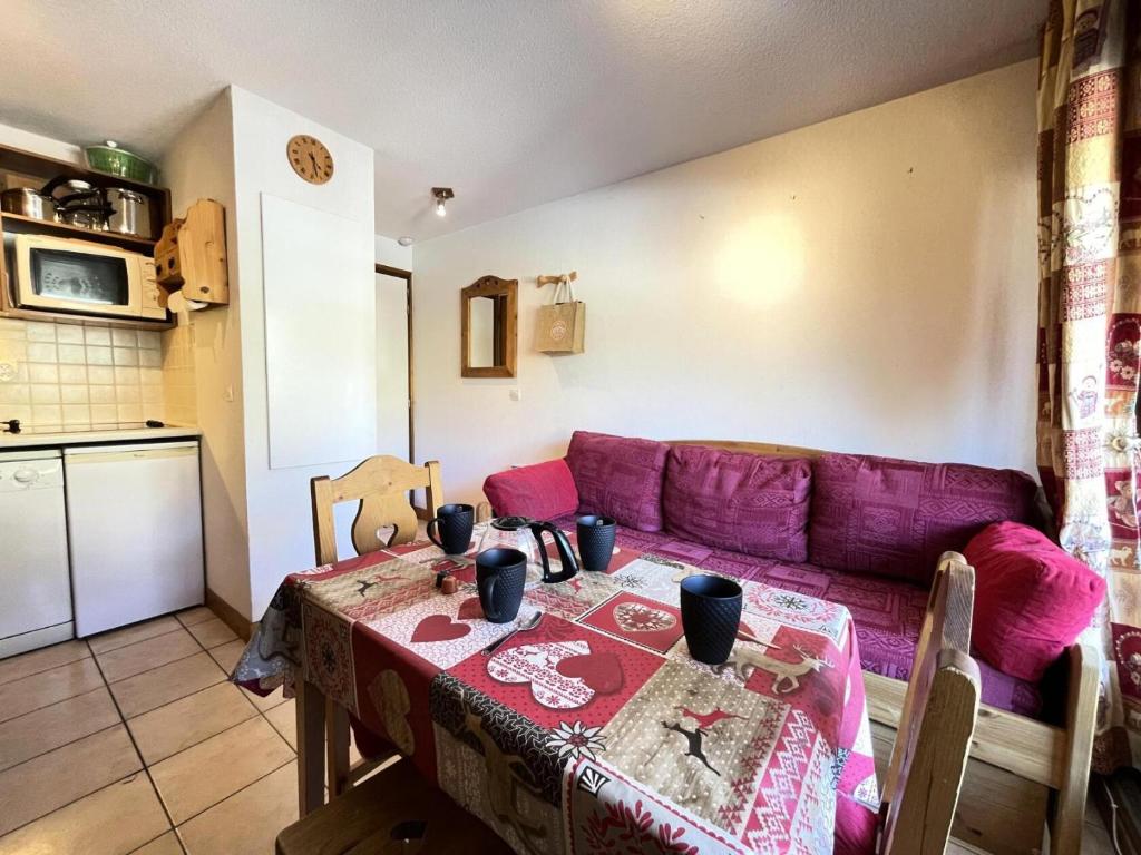 Photo de la galerie de l'établissement Résidence Le Schuss 1 - Appartement au pied des pistes avec vue sur les montagnes MAE-7441, à Flumet