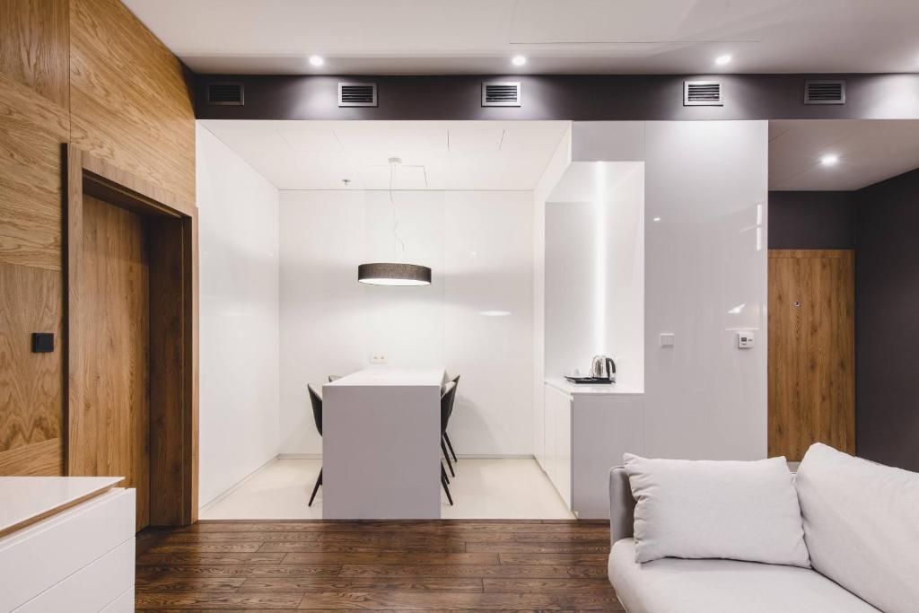 Courtyard by Marriott Warsaw Airport - Resim 27